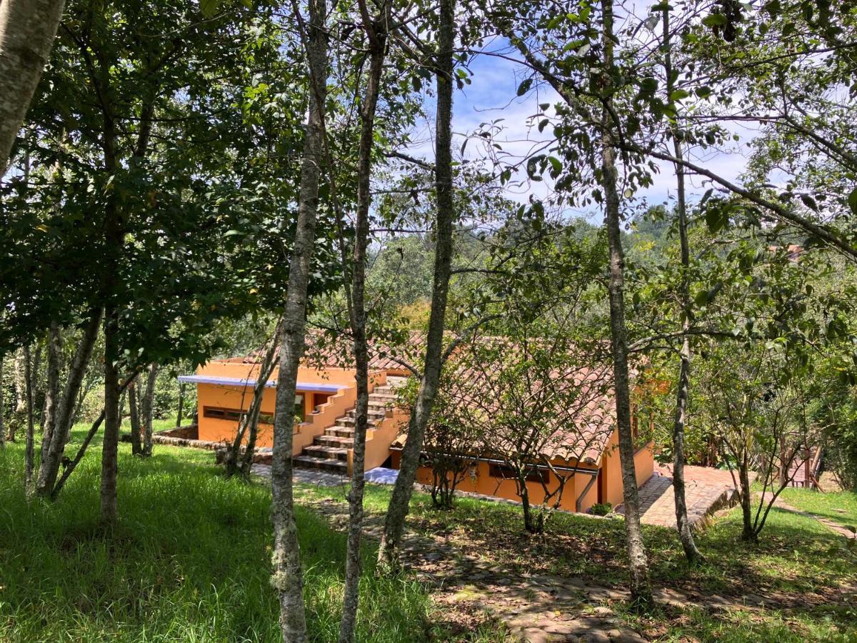 Готель Passadhi Ayurveda & Yoga Retreat Вілья-де-Лейва Екстер'єр фото